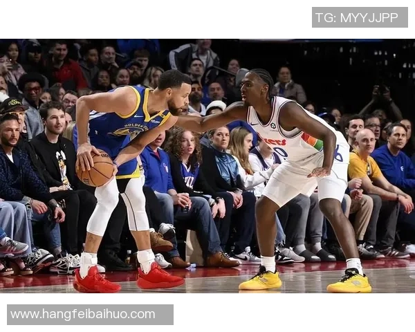 勇士与国王激战回放精彩瞬间分析及赛后点评